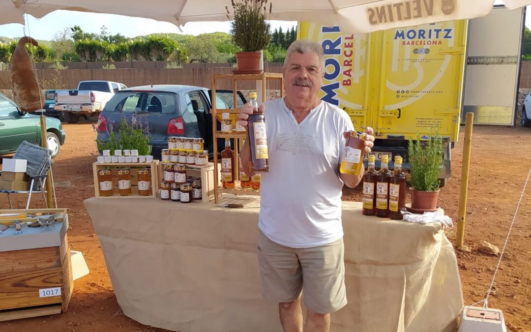 Empieza la elaboración de aceite de oliva en Eivissa: entrevistamos a Toni Guasch, olivarero y apicultor